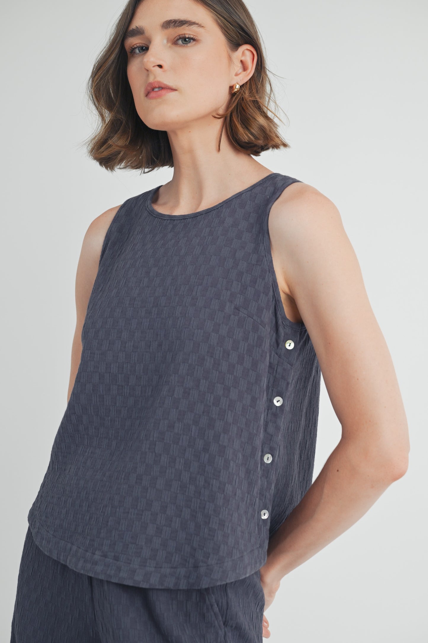 Checker Side Button Top